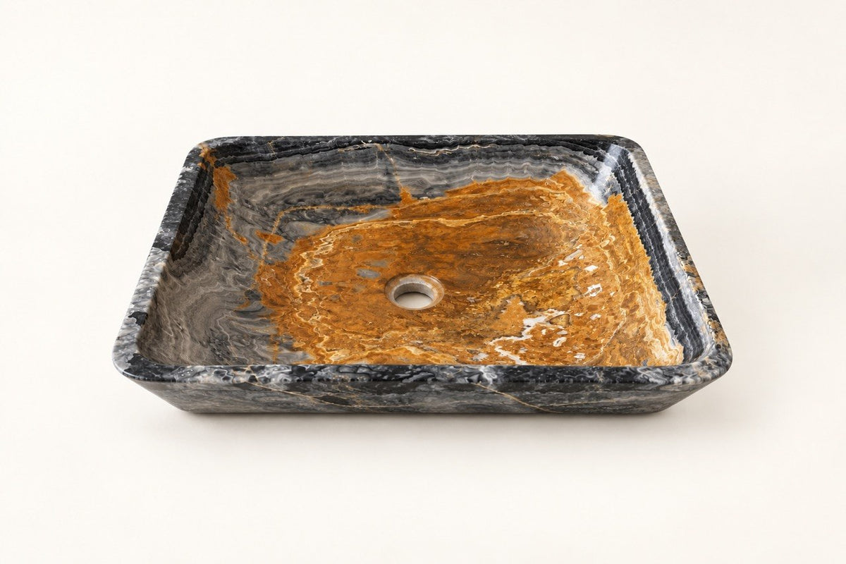 Silver grey onyx