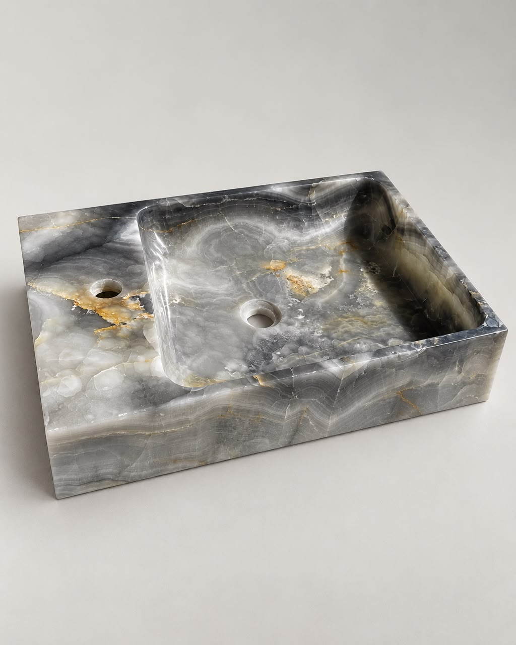 Silver grey onyx