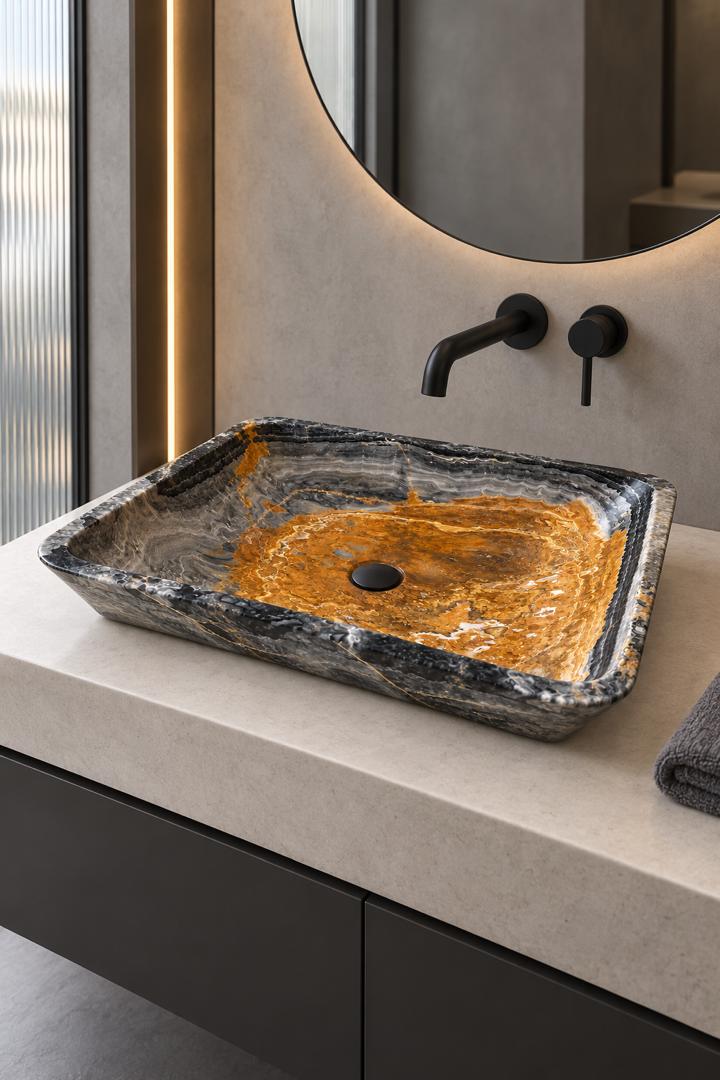 Silver grey onyx
