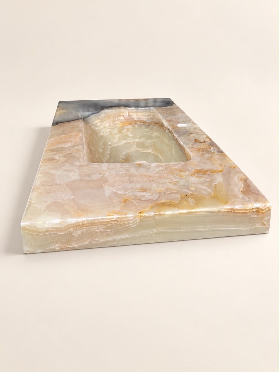 Azura onyx washbasin